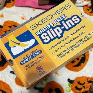 Skechers Hands Free Slip-ins - Taupe